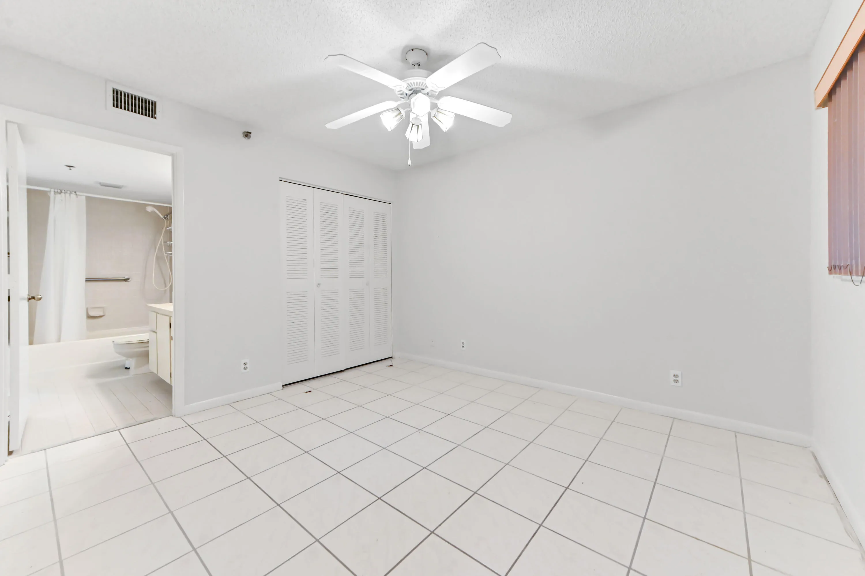 15 bedroom 01