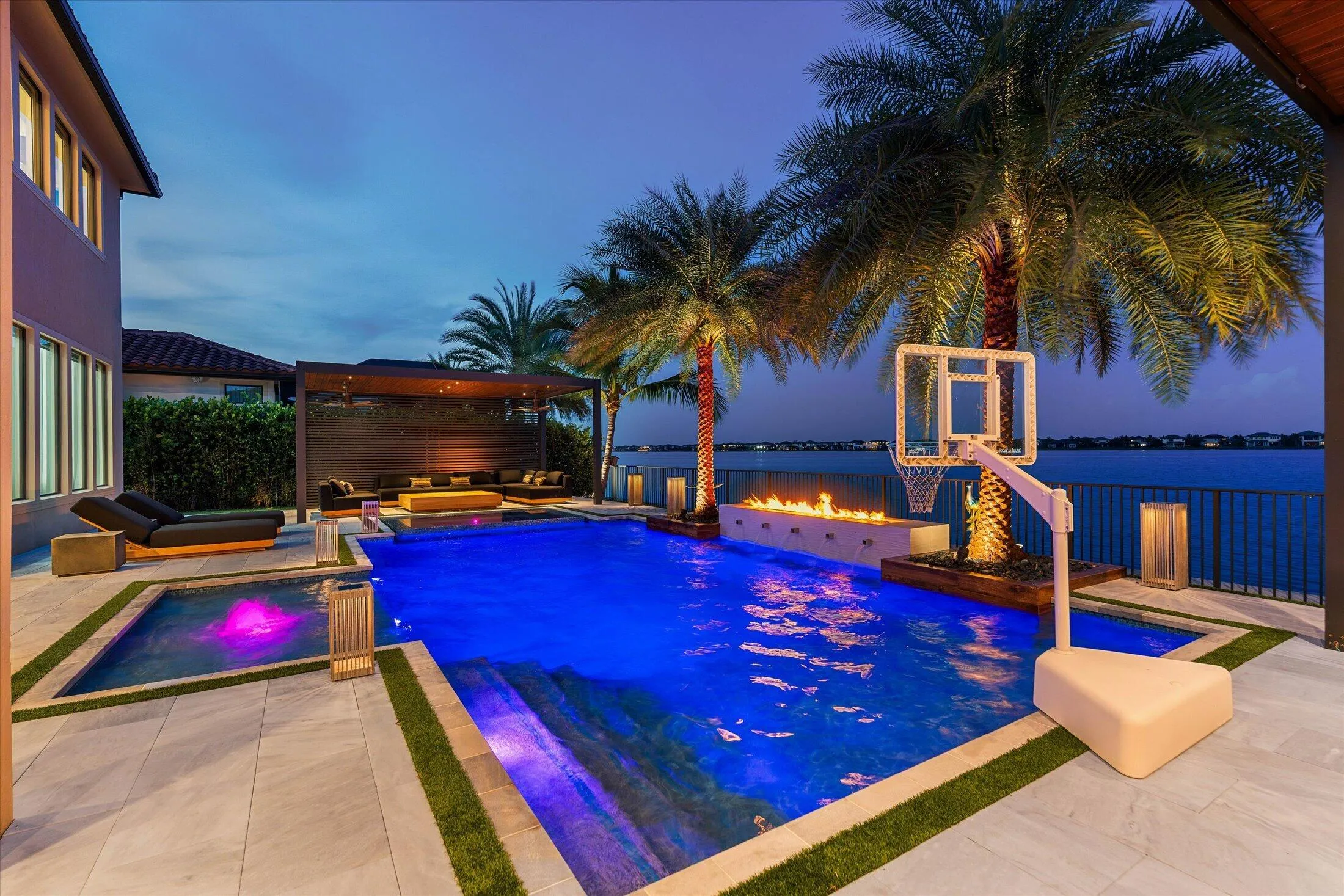 103-8590 W Parkland Bay Trail, Parkland-