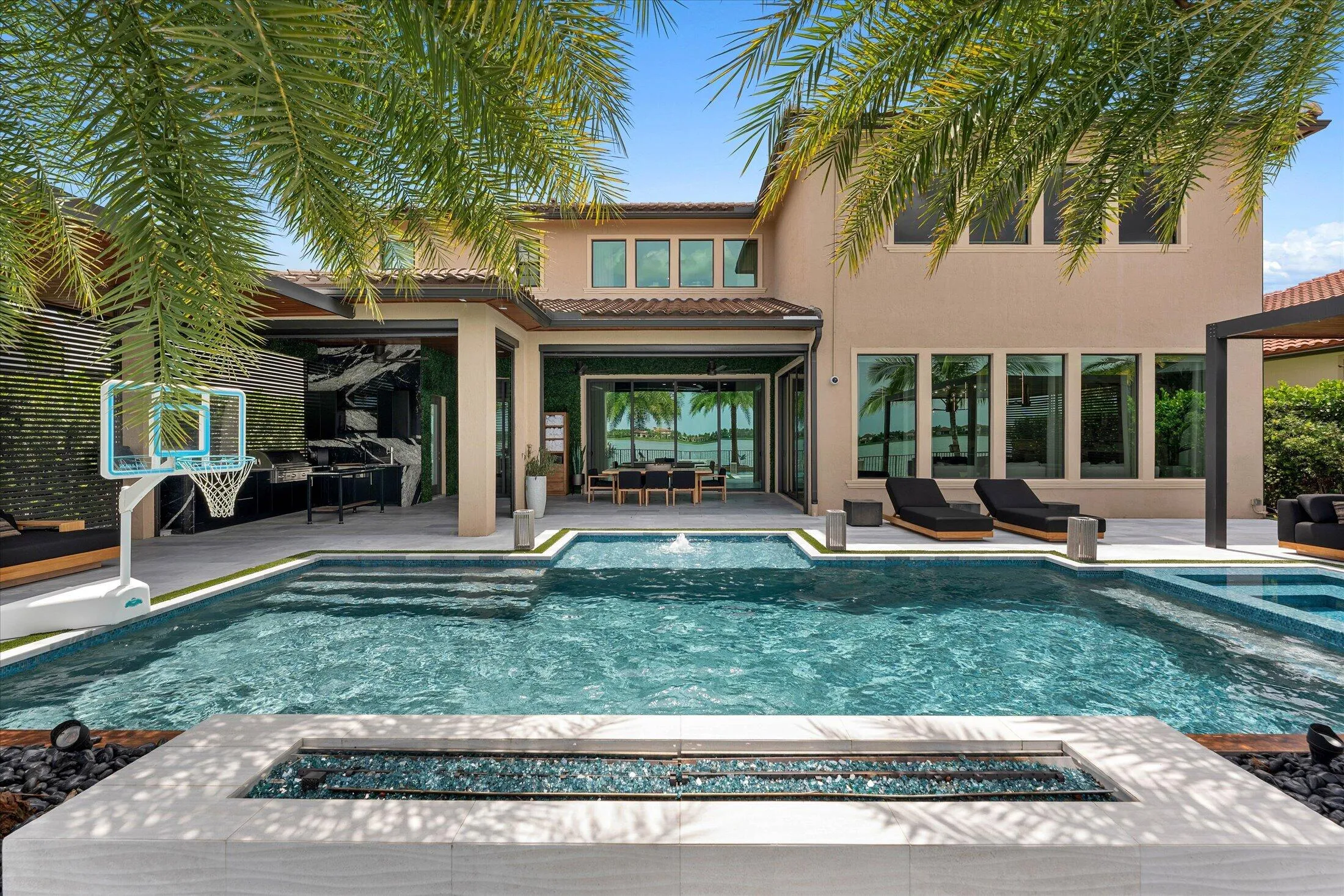 042-8590 W Parkland Bay Trail, Parkland-