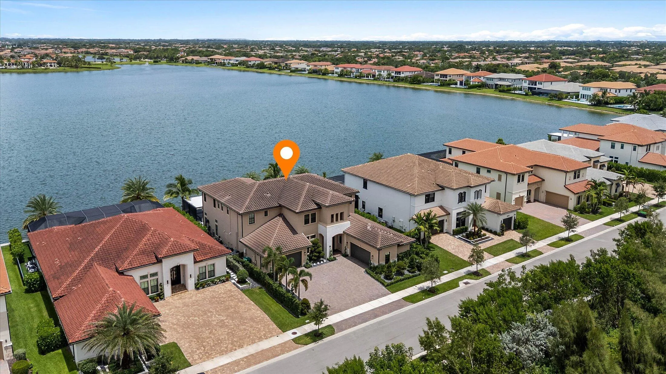 082-8590 W Parkland Bay Trail, Parkland-