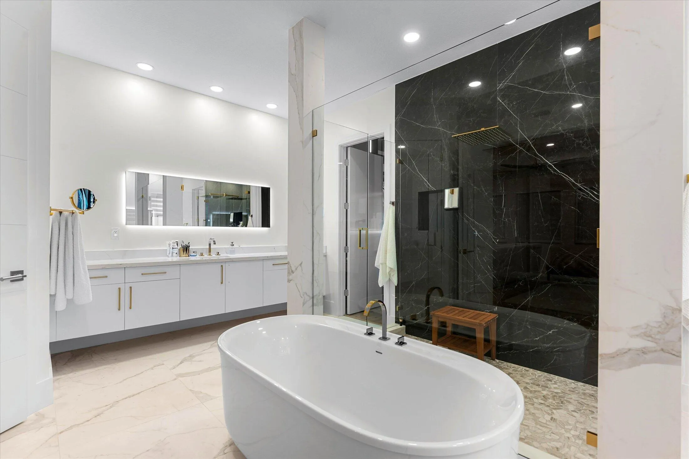 067-8590 W Parkland Bay Trail, Parkland-