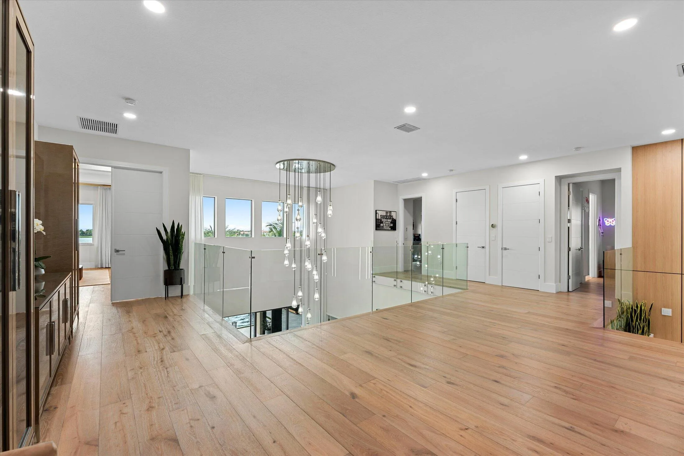 058-8590 W Parkland Bay Trail, Parkland-
