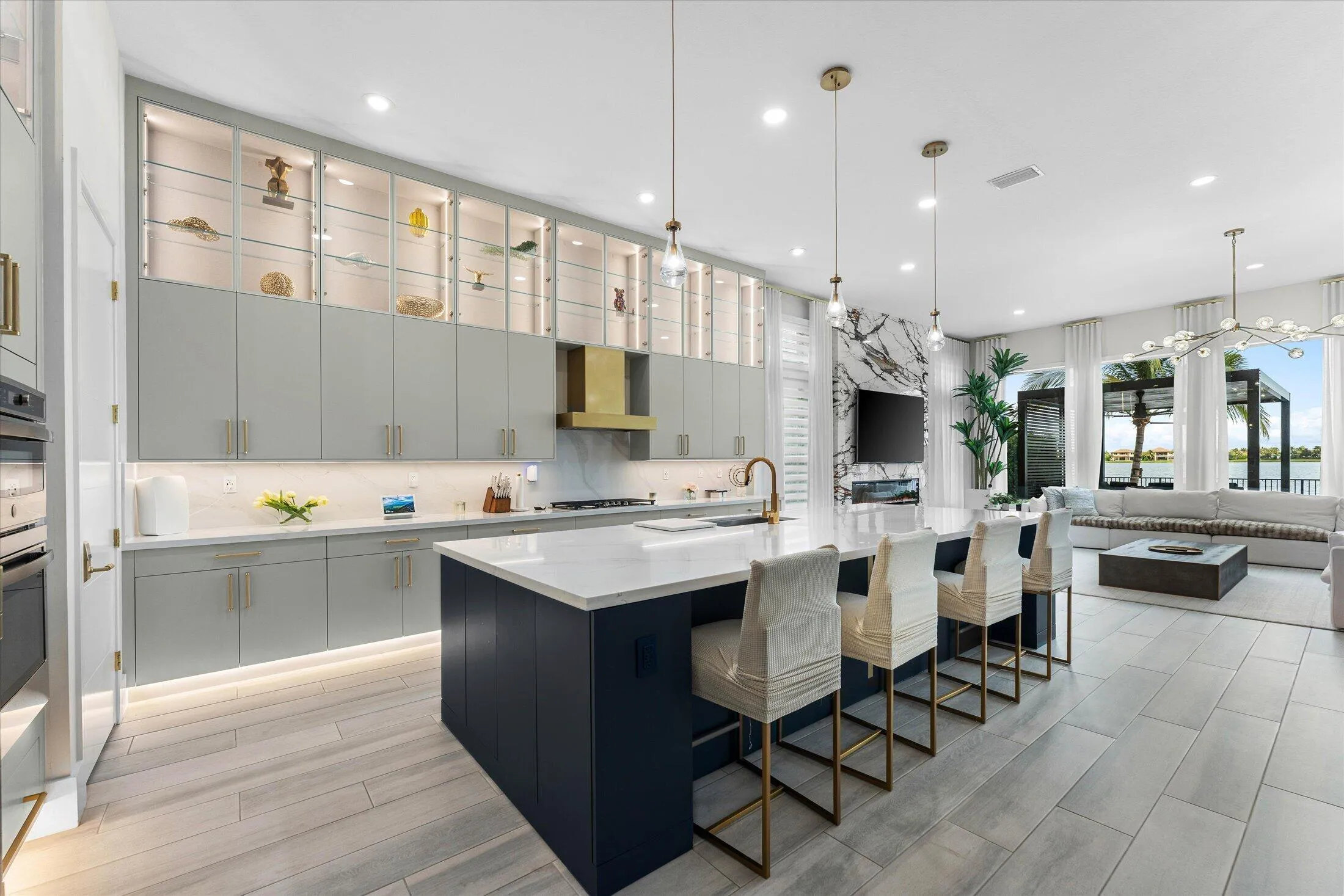 019-8590 W Parkland Bay Trail, Parkland-