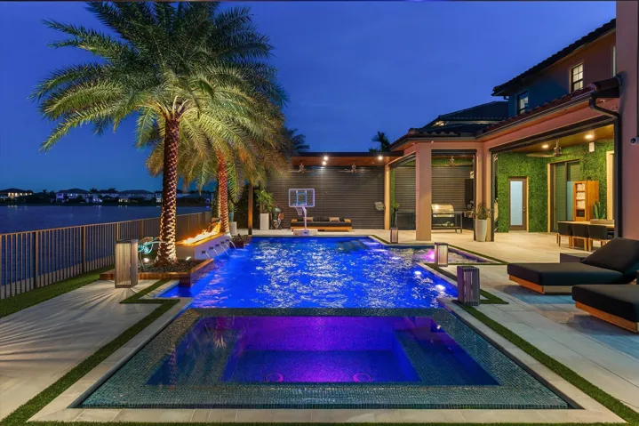 107-8590 W Parkland Bay Trail, Parkland-