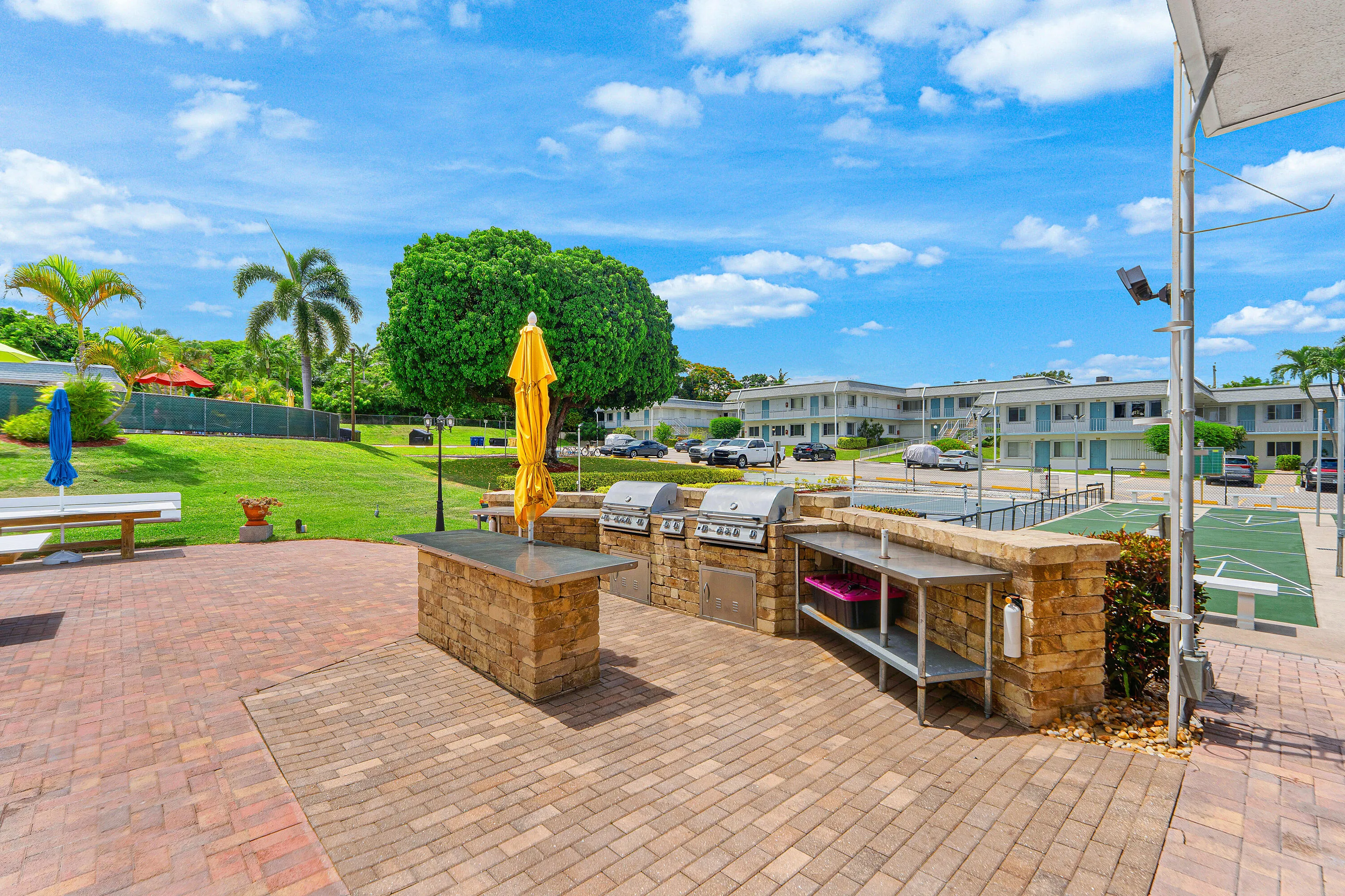 032-3160LakeOsborneDrive-206-LakeWorthBe