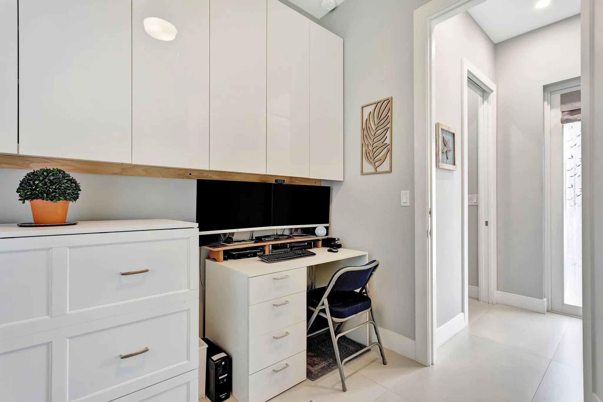 Office/Second Bedroom