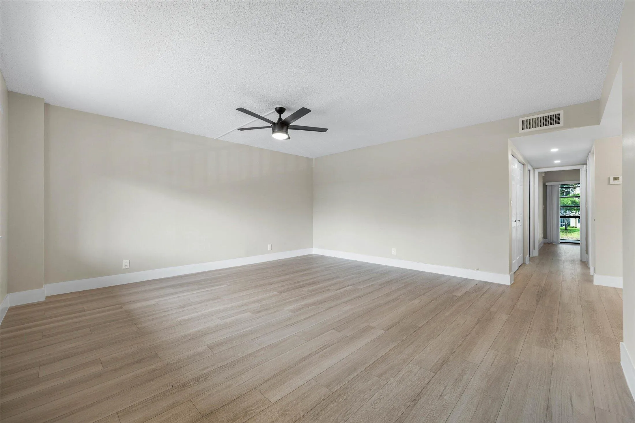 02-7428 Ashmont Cir, Tamarac