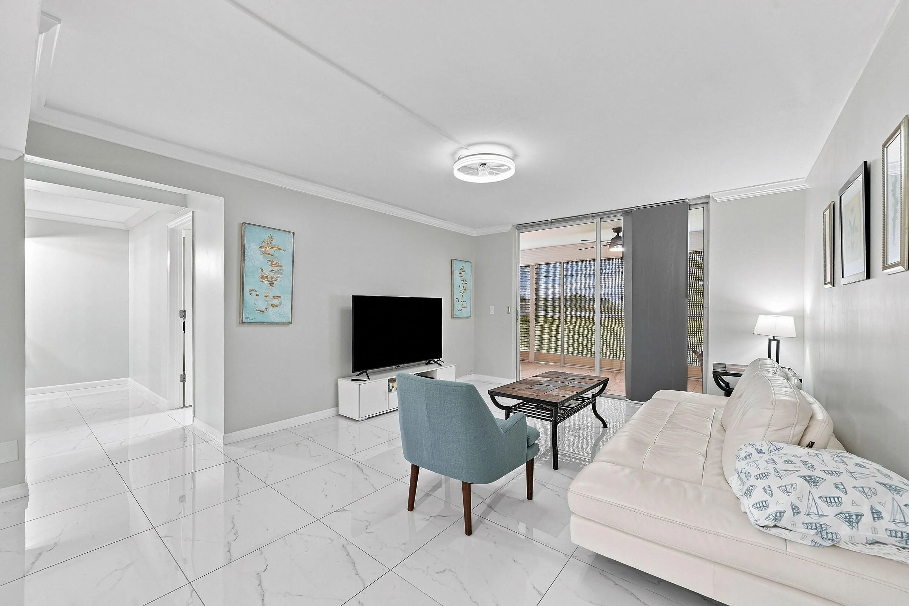 13_living room