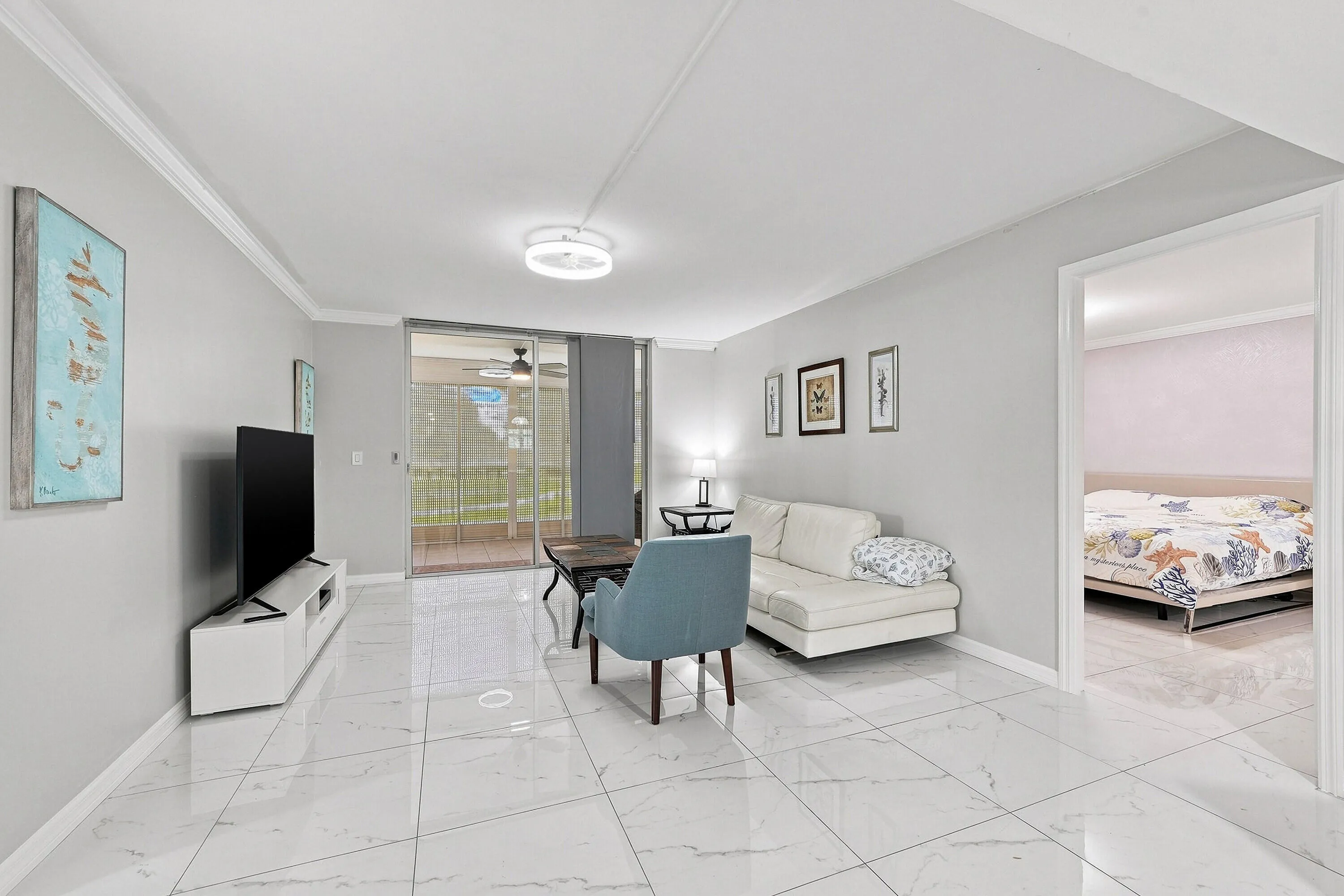 14_living room