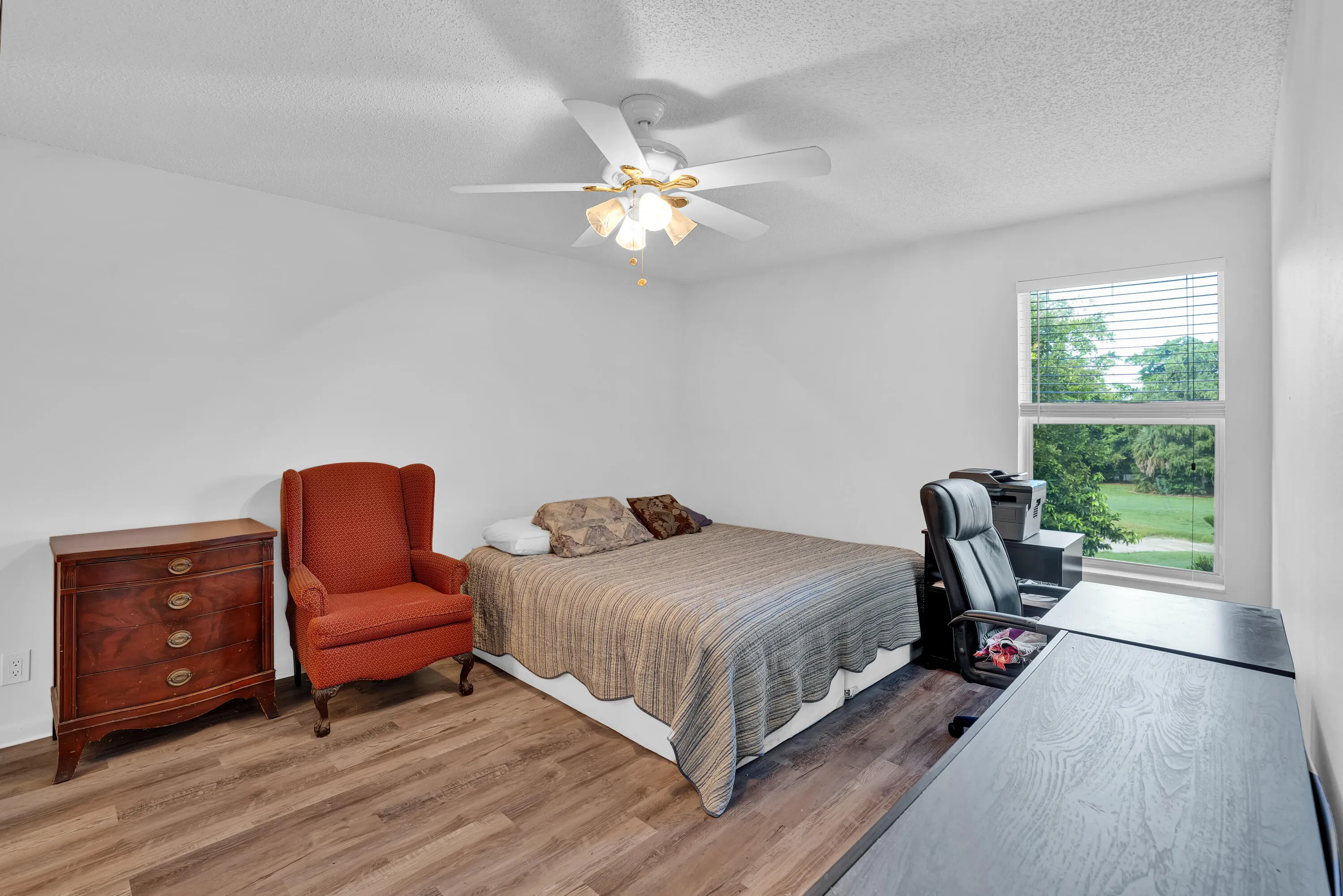 10.BEDROOM_01