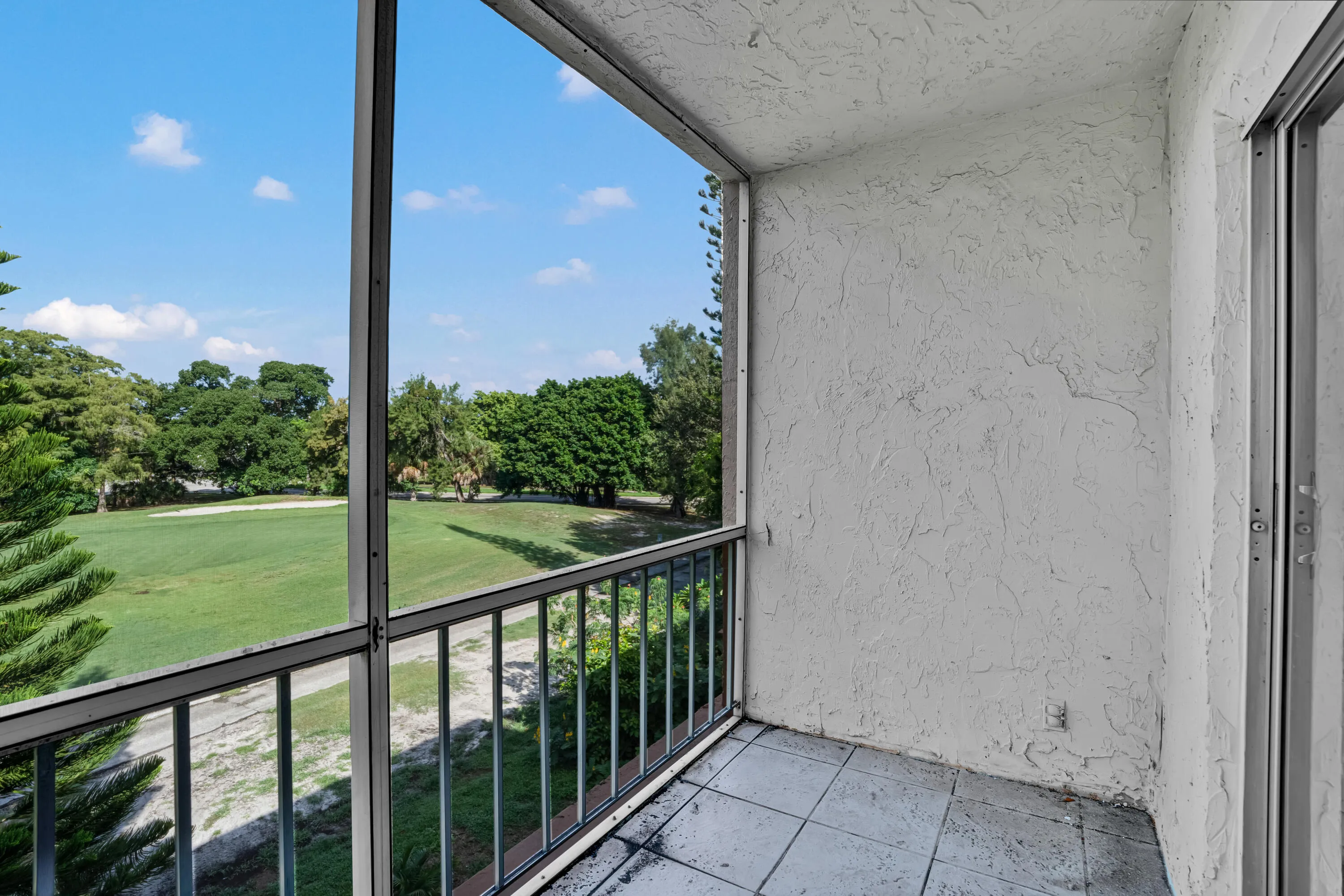 18.PATIO_01