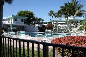 POOL V
