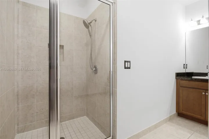 Master - Glass Enclosed Shower