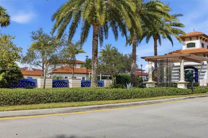 Landscaped Community Entrance