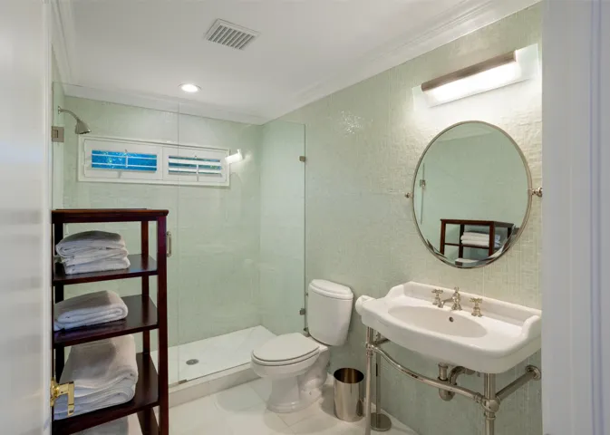 mls_GUEST_BATH_ANGLE_THREE