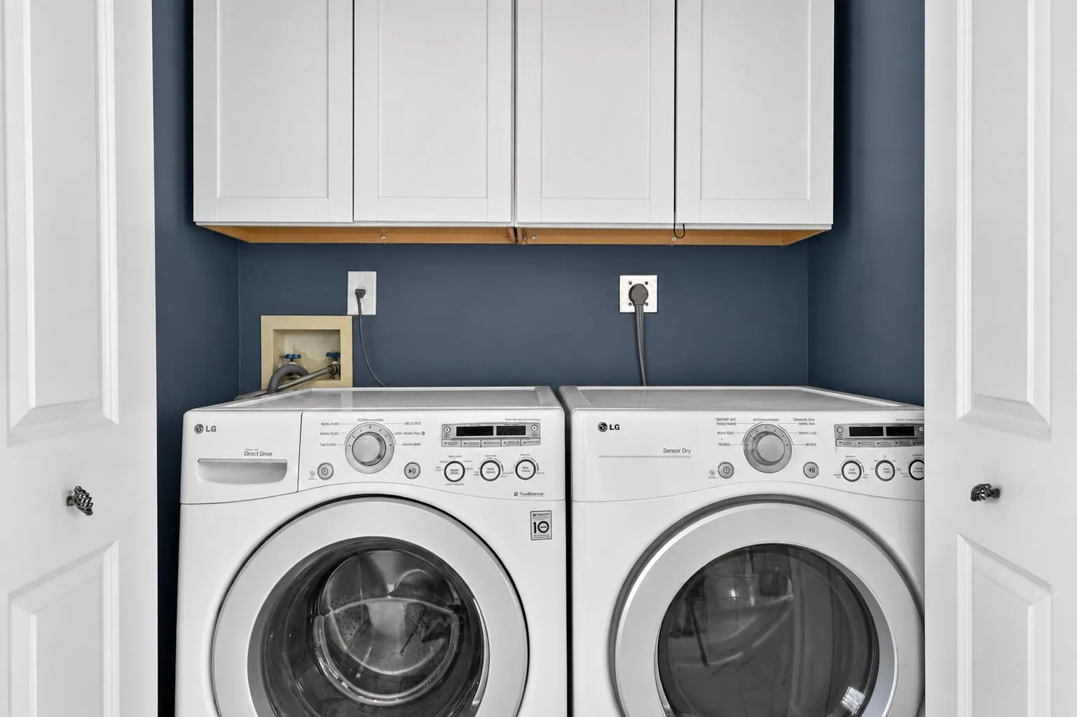 Custom cabinets in Laundry