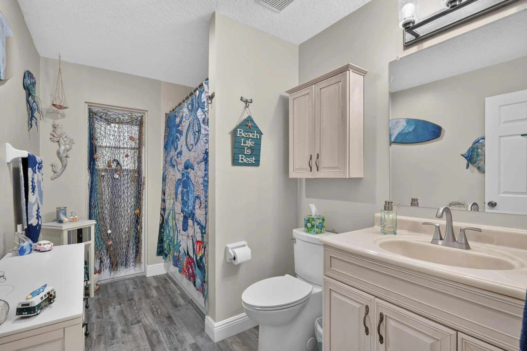 Cabana Bathroom
