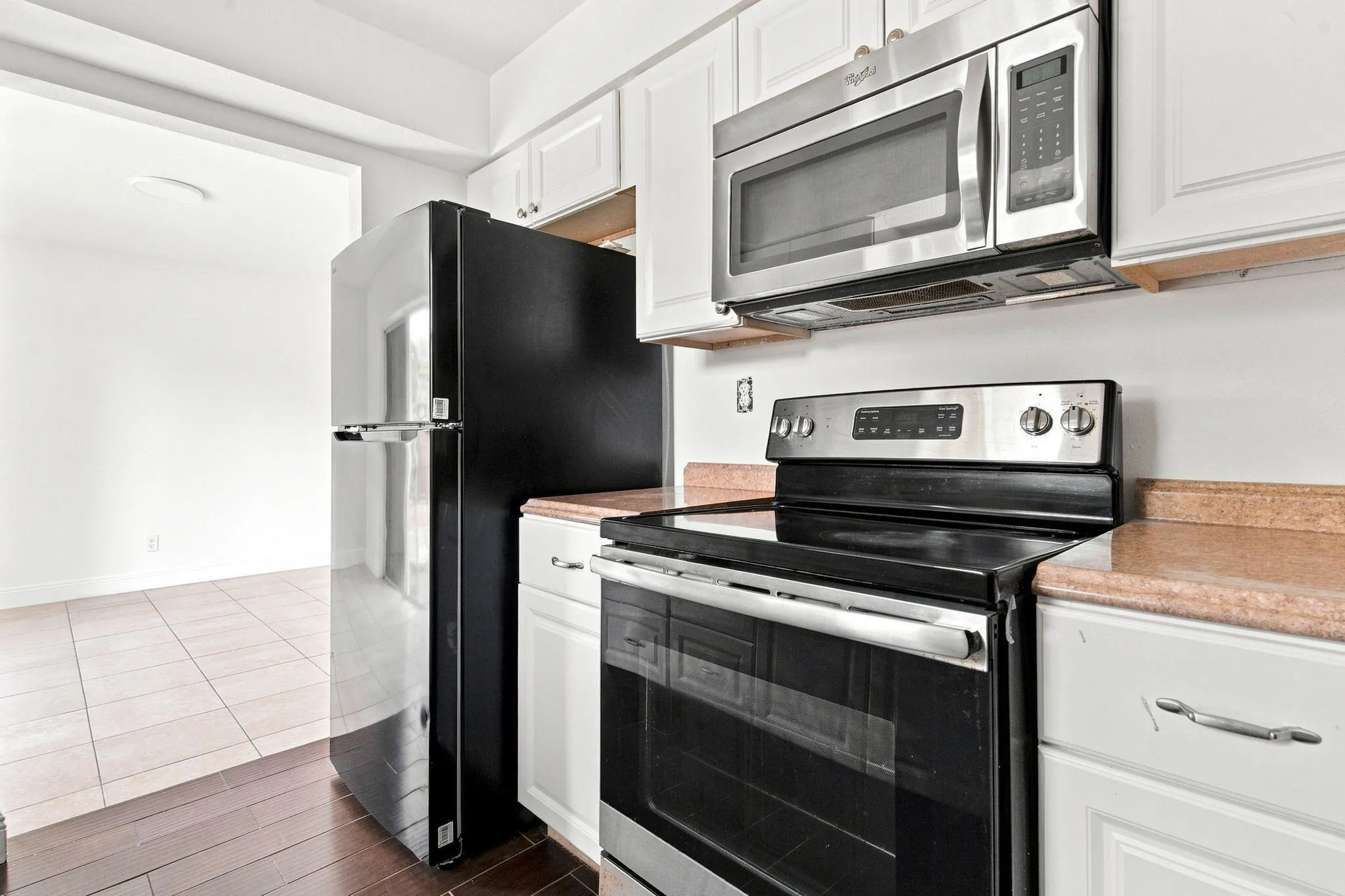 10-web-or-mls-399-sw-14th-st