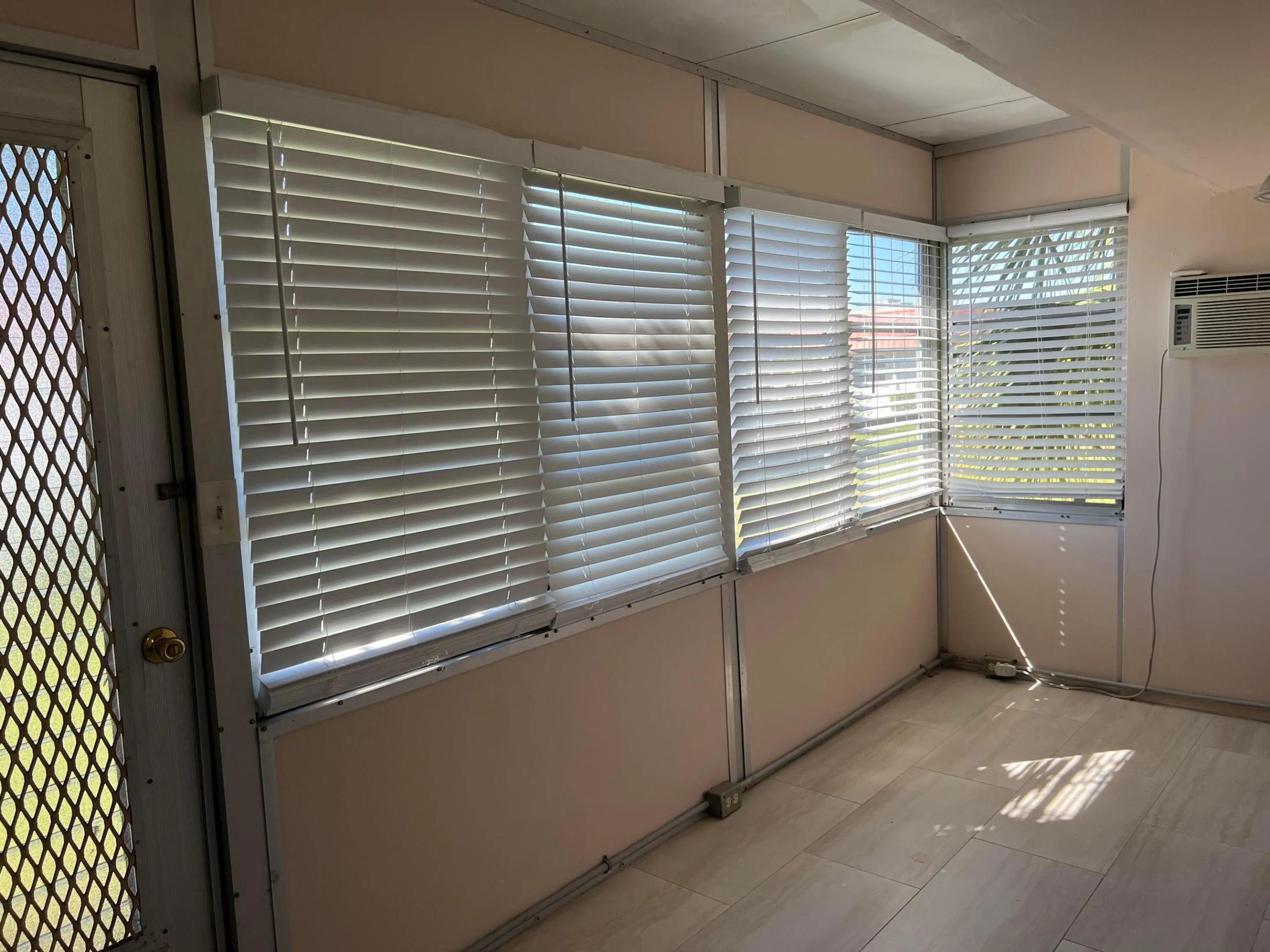 AIR CONDITIONED LANAI