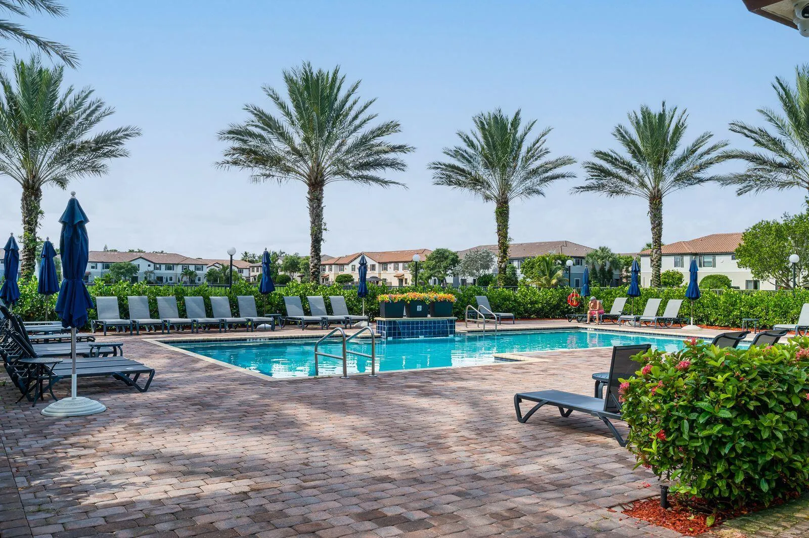 Community pool