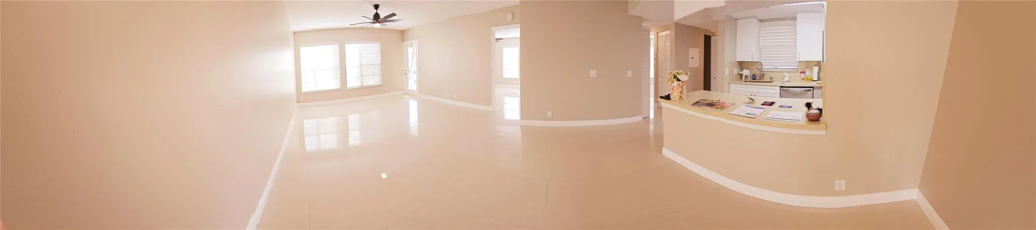 kitchen living room area is 15x22
