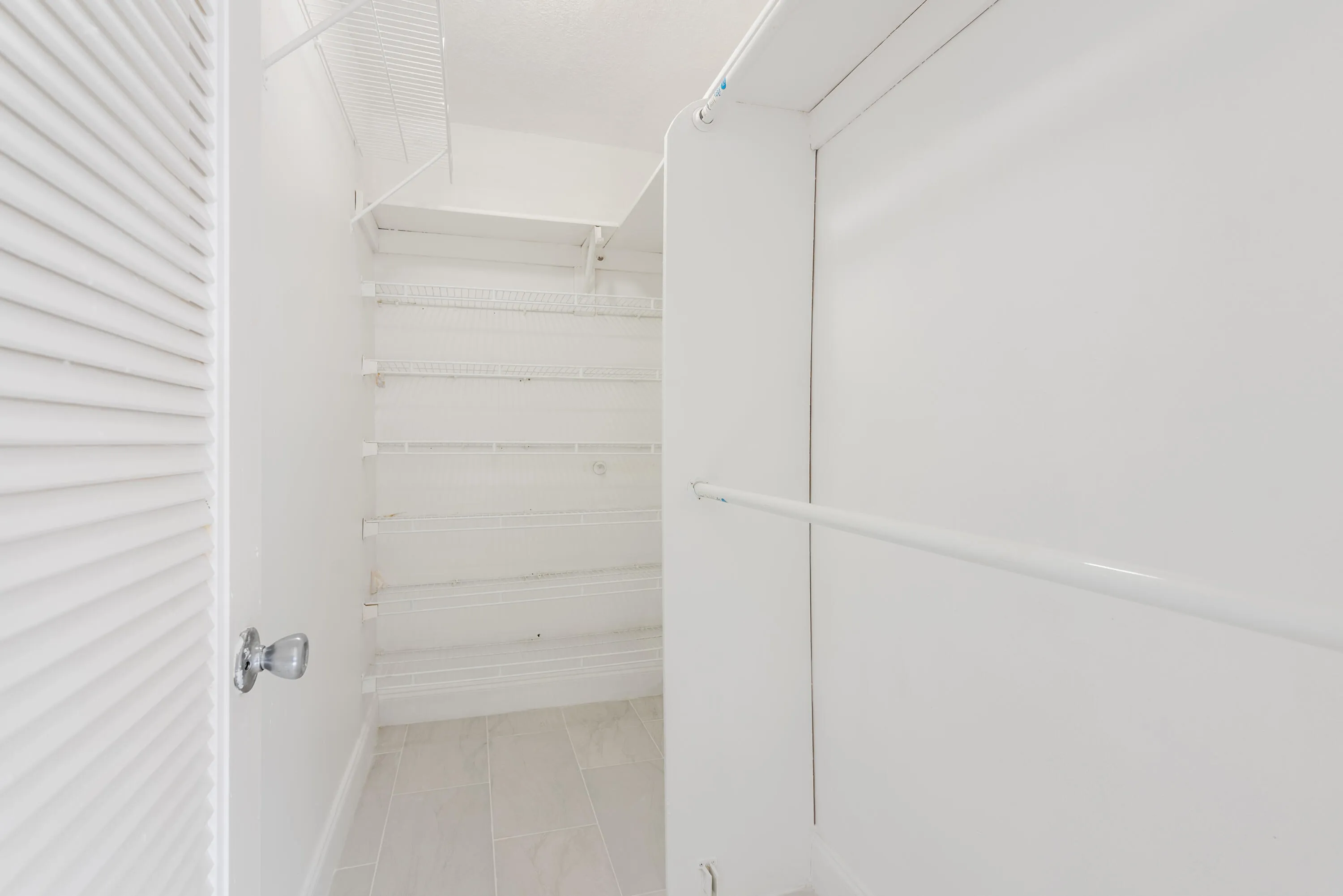 108 Normandy Ln, C-21