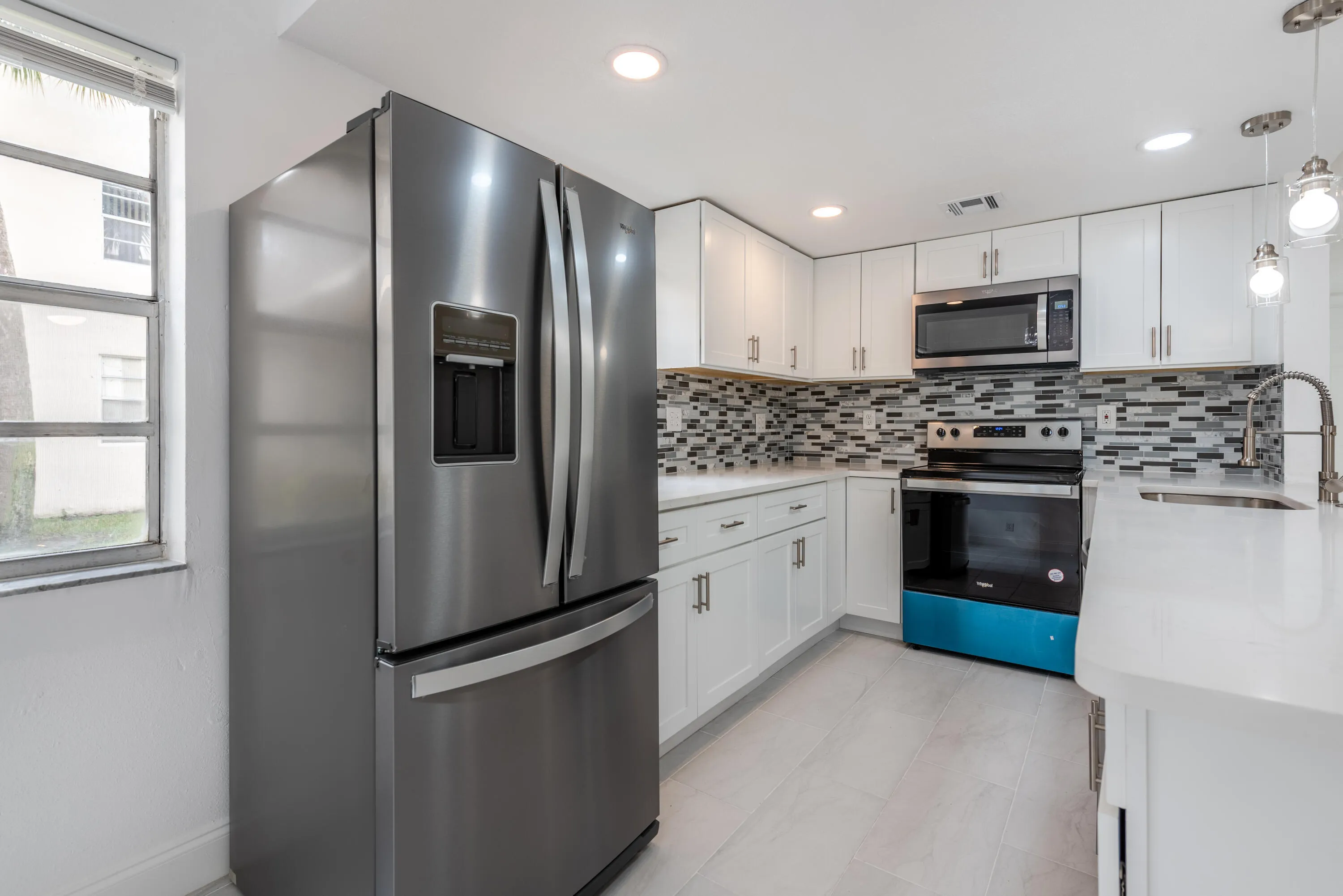 108 Normandy Ln, C-12