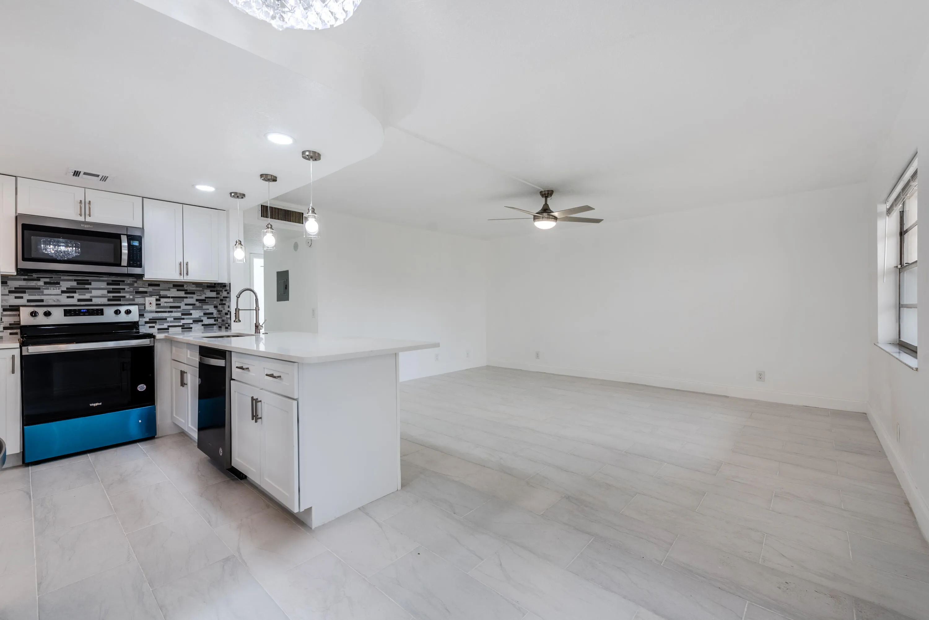 108 Normandy Ln, C-15