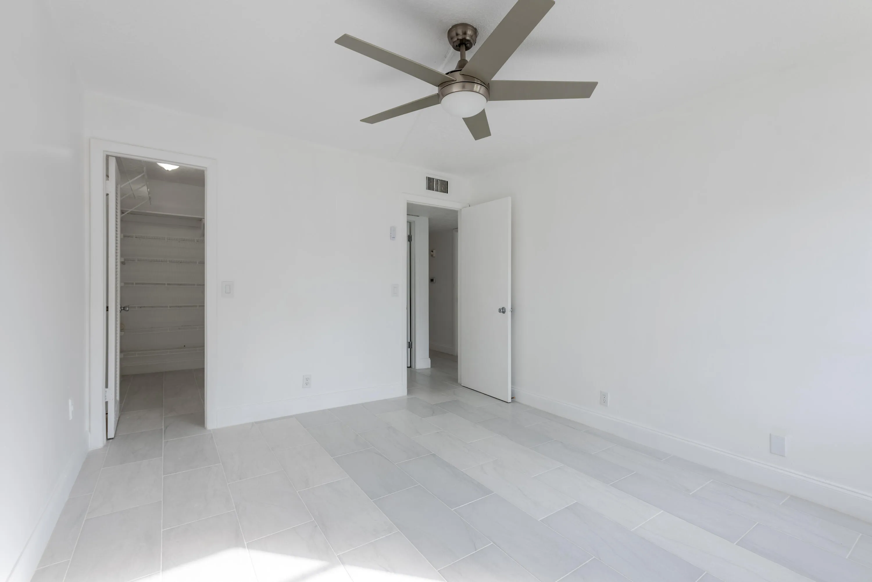 108 Normandy Ln, C-20