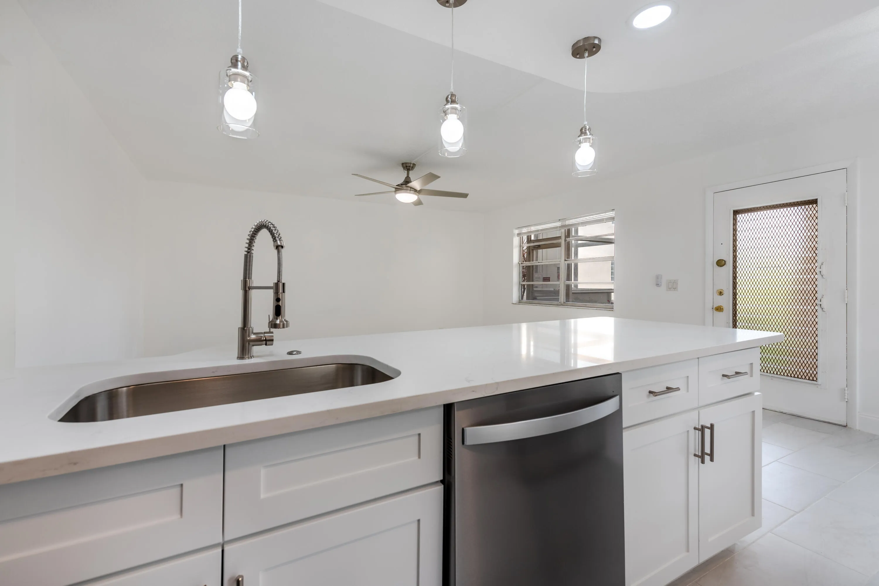 108 Normandy Ln, C-14