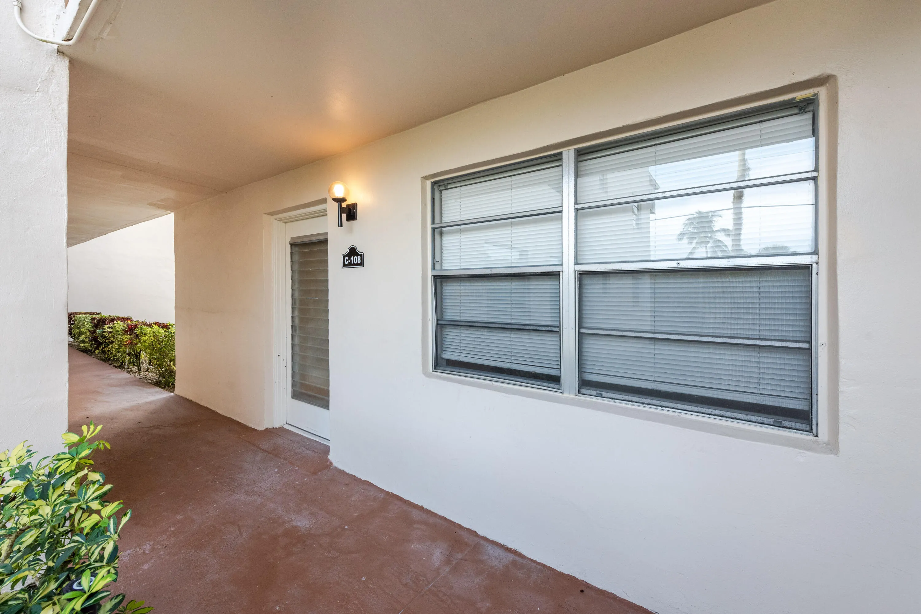 108 Normandy Ln, C-5