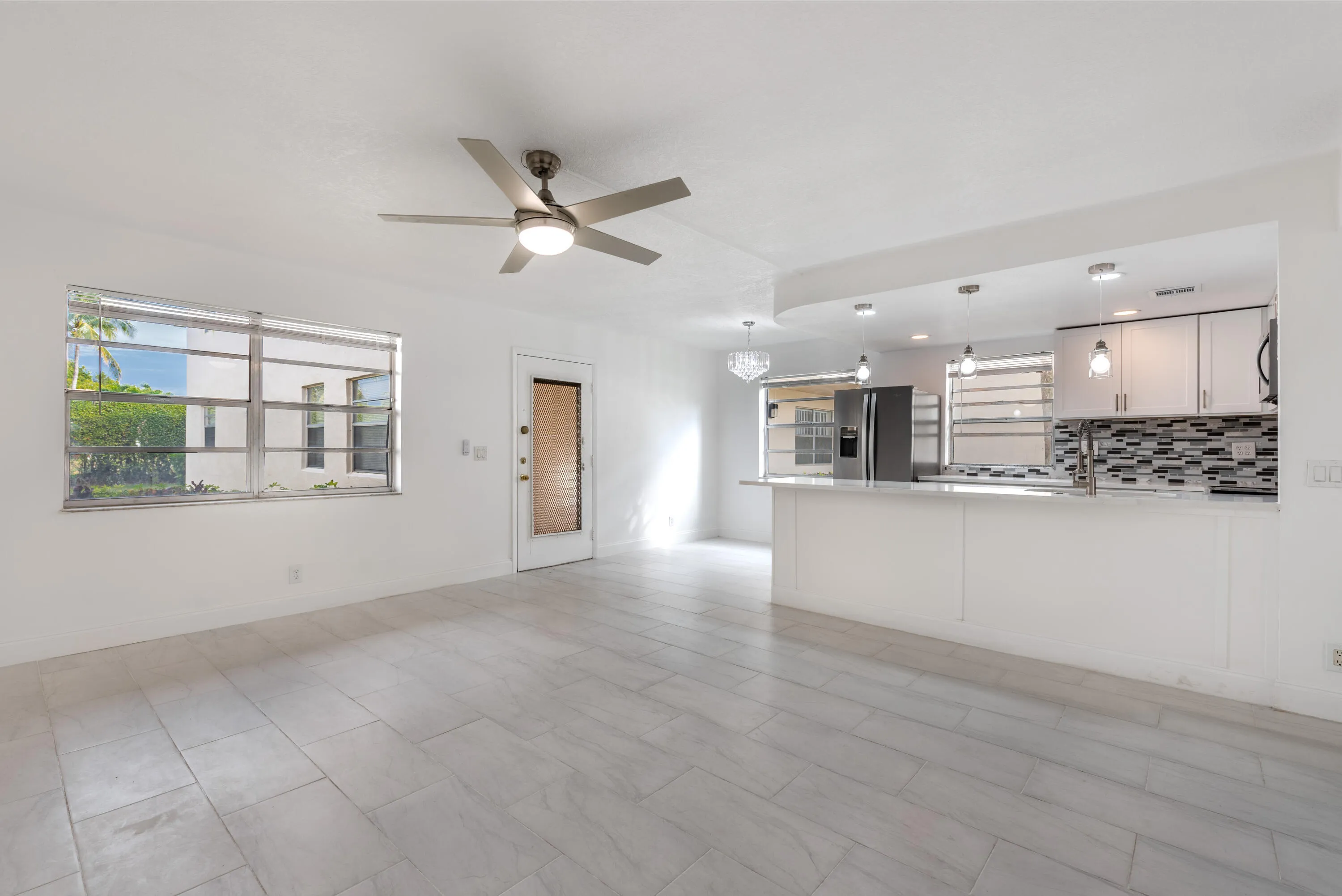 108 Normandy Ln, C-10