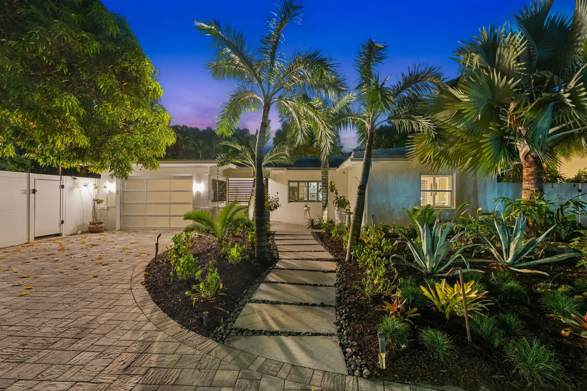 72-web-or-mls-1500 Middle River Dr, Fort