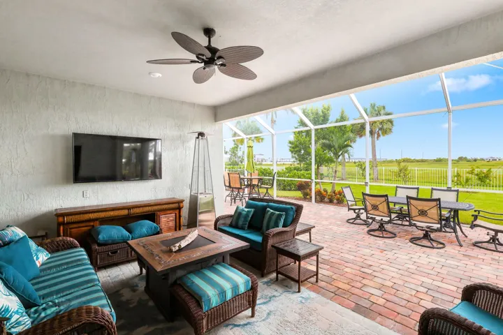 Covered lanai with extended screened patio