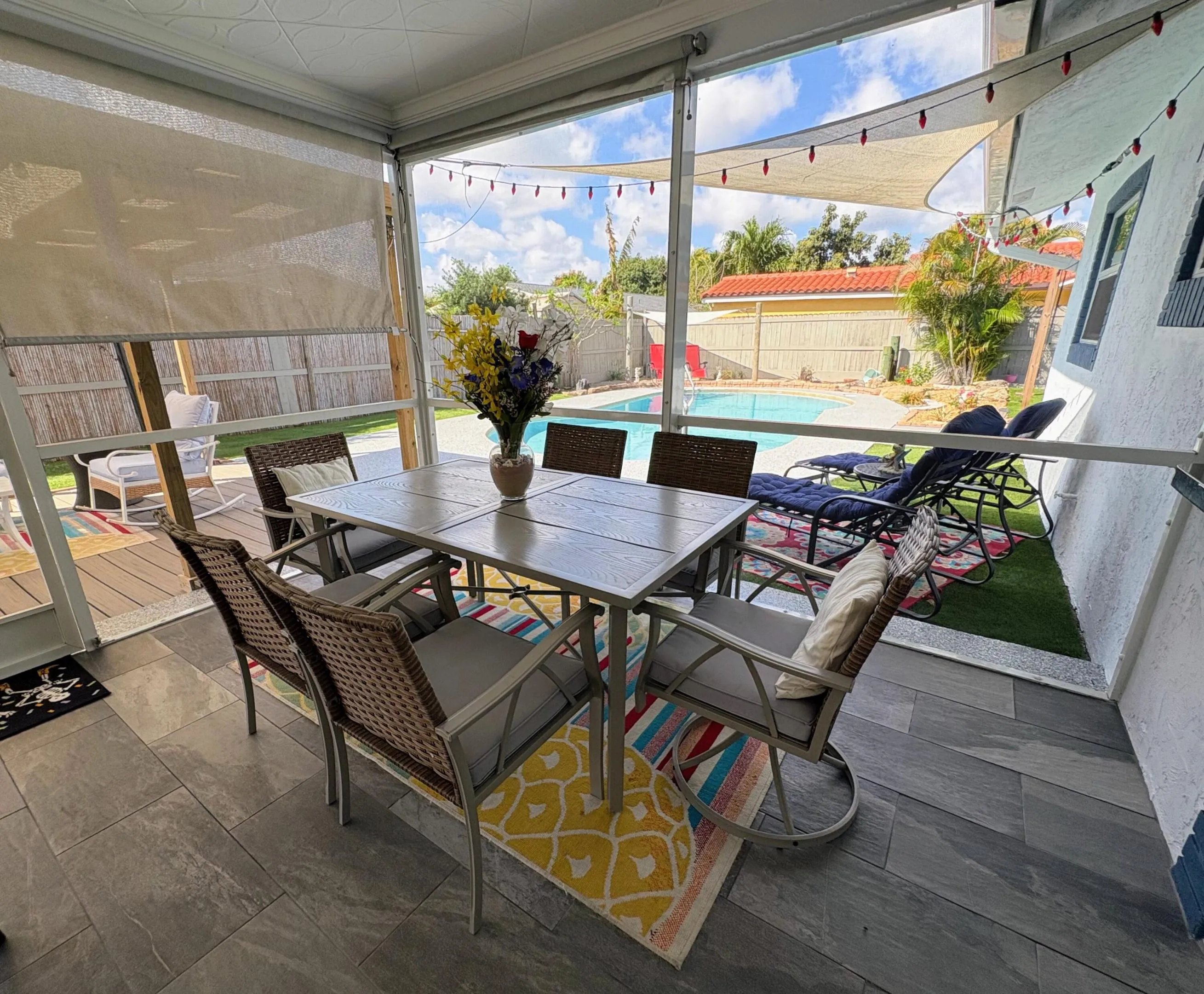 Screened in Porch