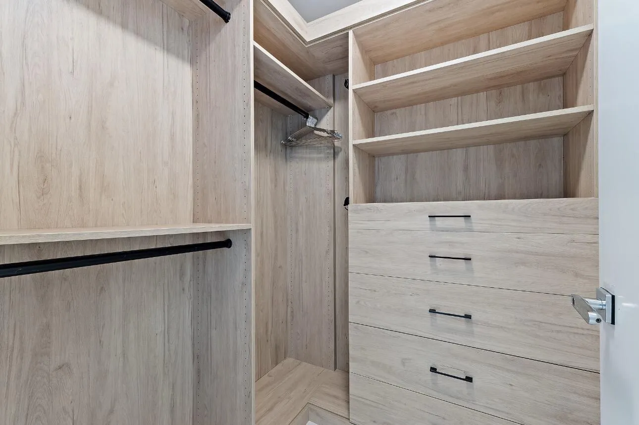 Master Bedroom Closet