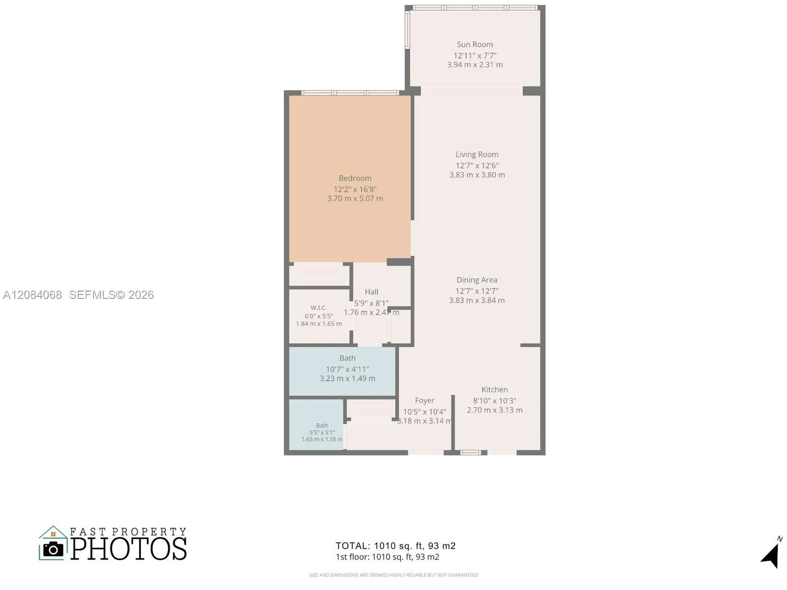 A little over 1,000 Sqft, spacious Floor plan