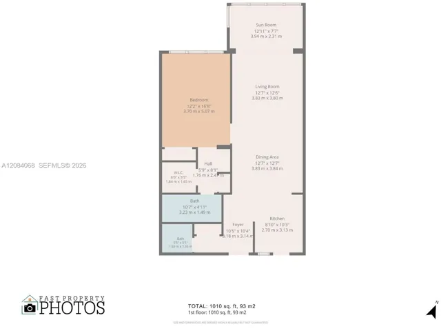 A little over 1,000 Sqft, spacious Floor plan