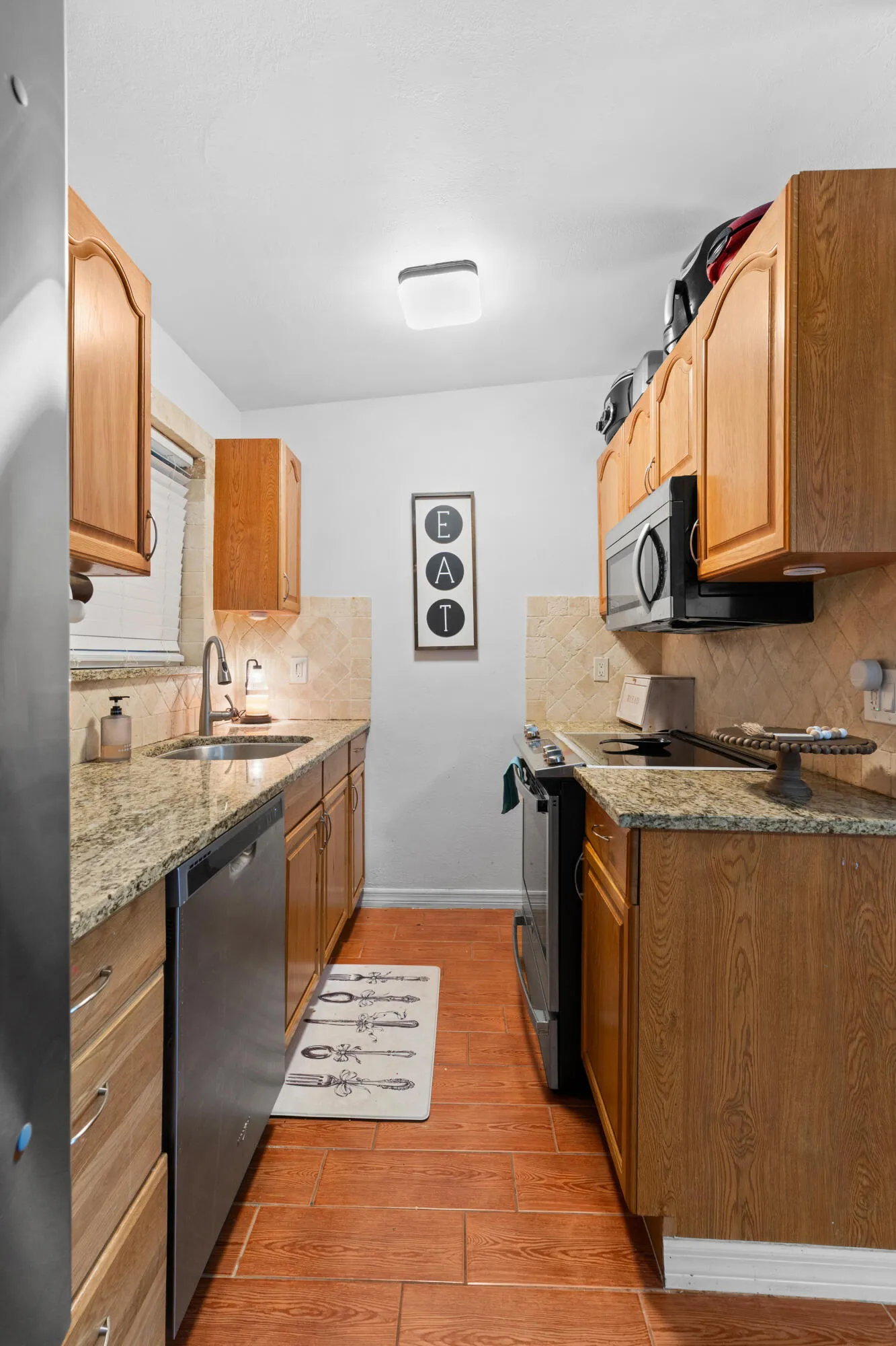 5581 Calico Rd_Large-7