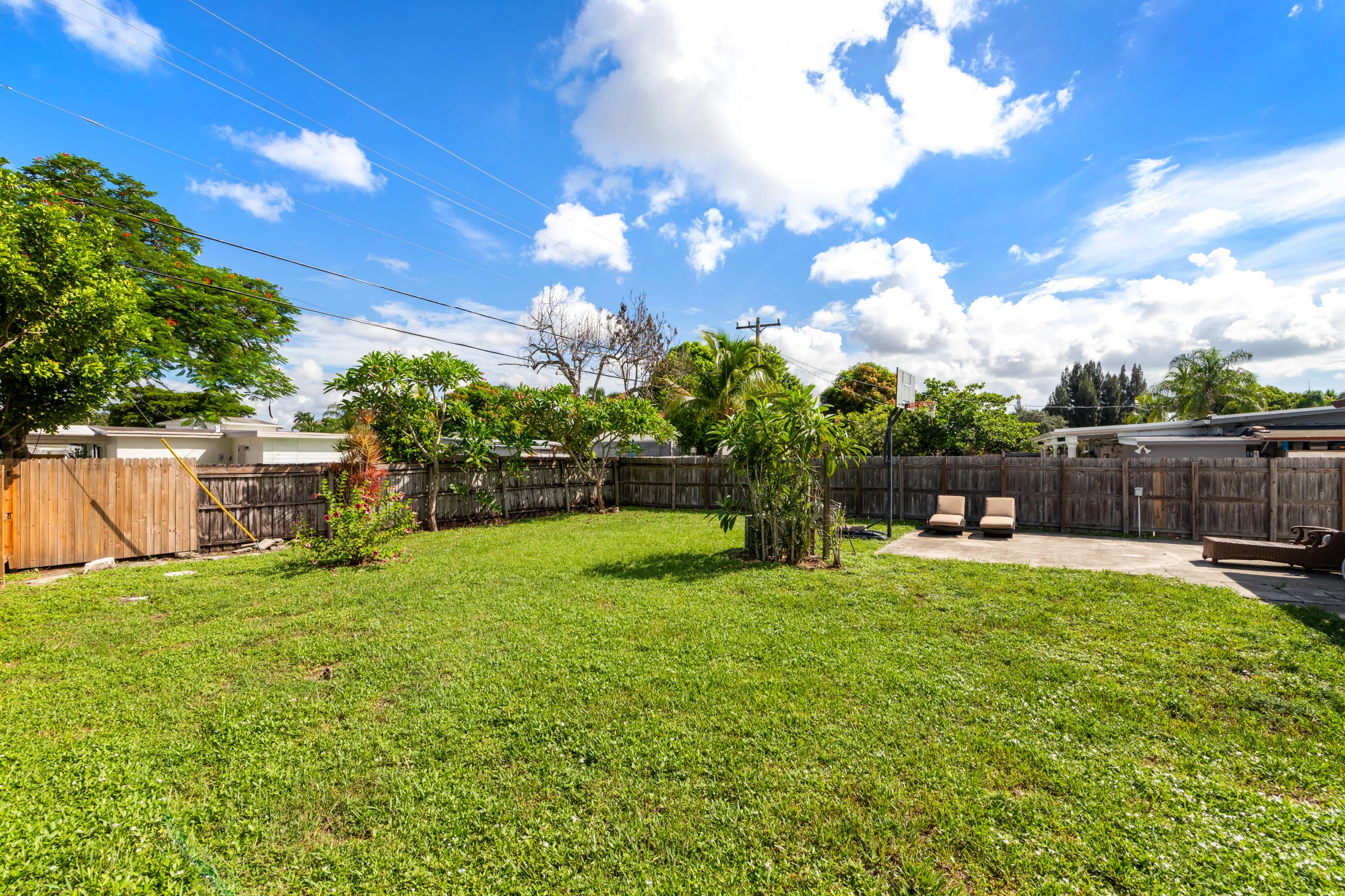 5581 Calico Rd_Large-17