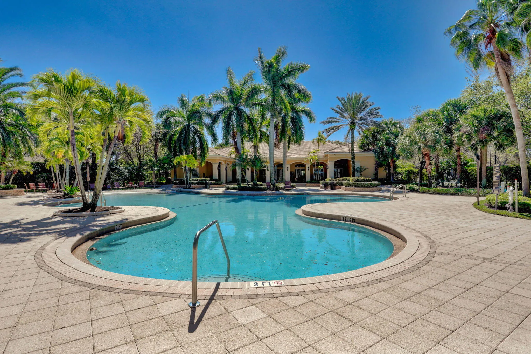 Clubhouse Pool