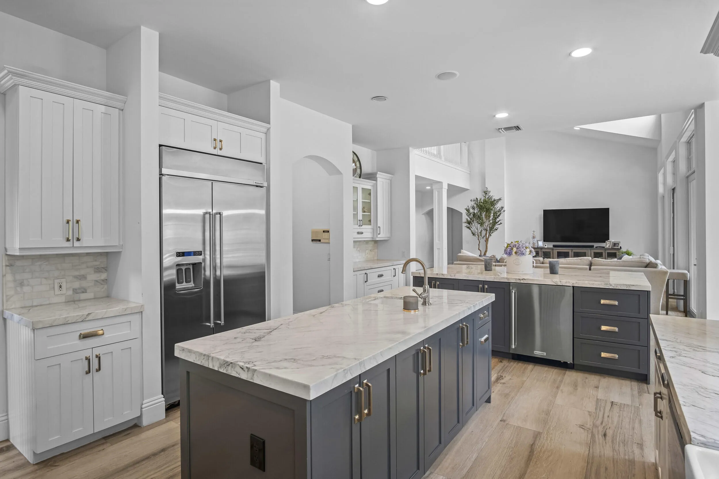 4786 ridgewood rd-19
