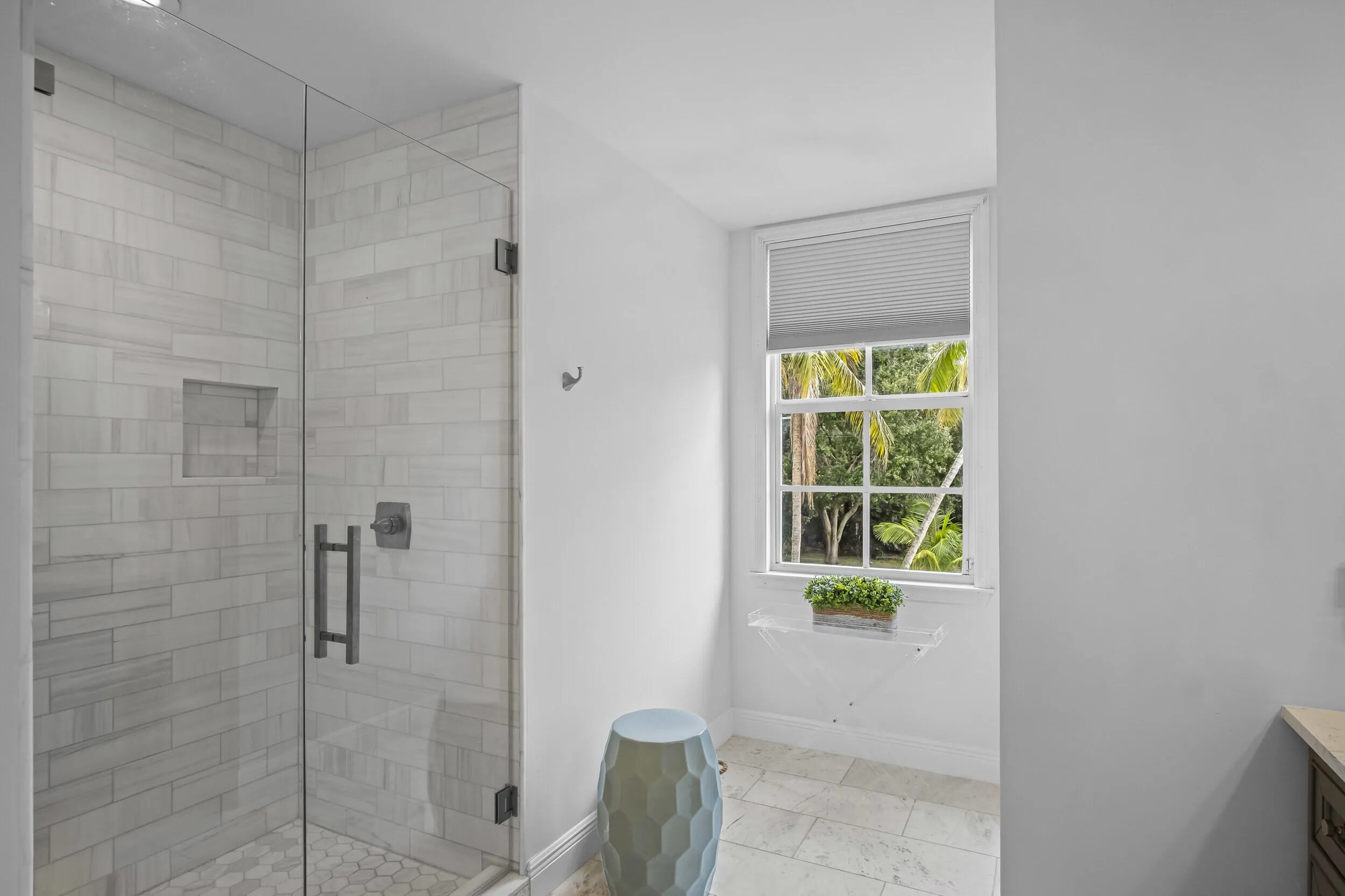 4786 ridgewood rd-54