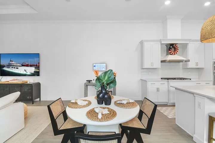 18-web-or-mls-500_5052