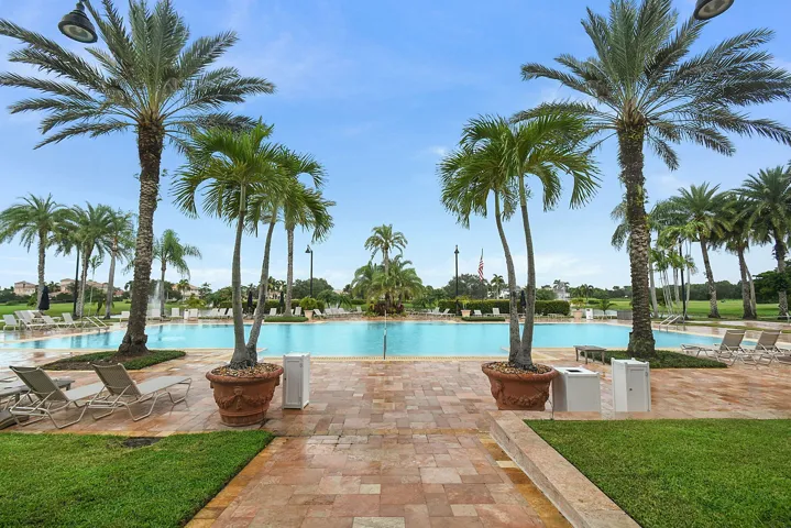 ClubPool
