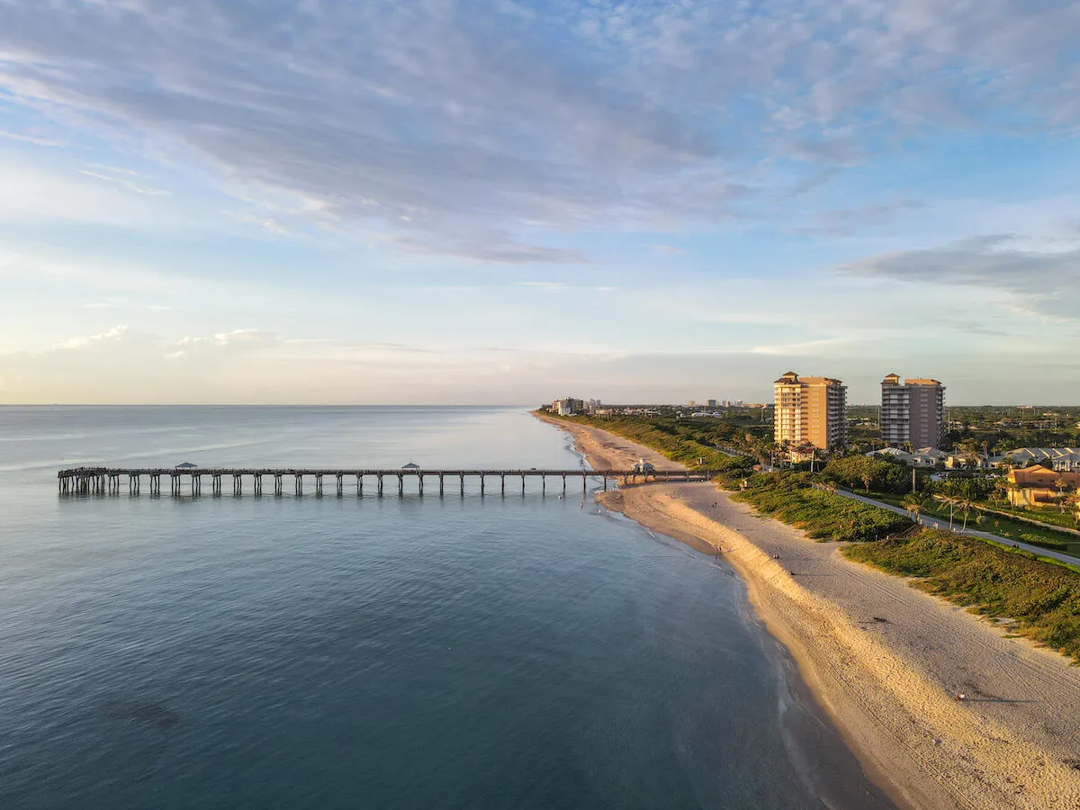 juno-beach-pier-6