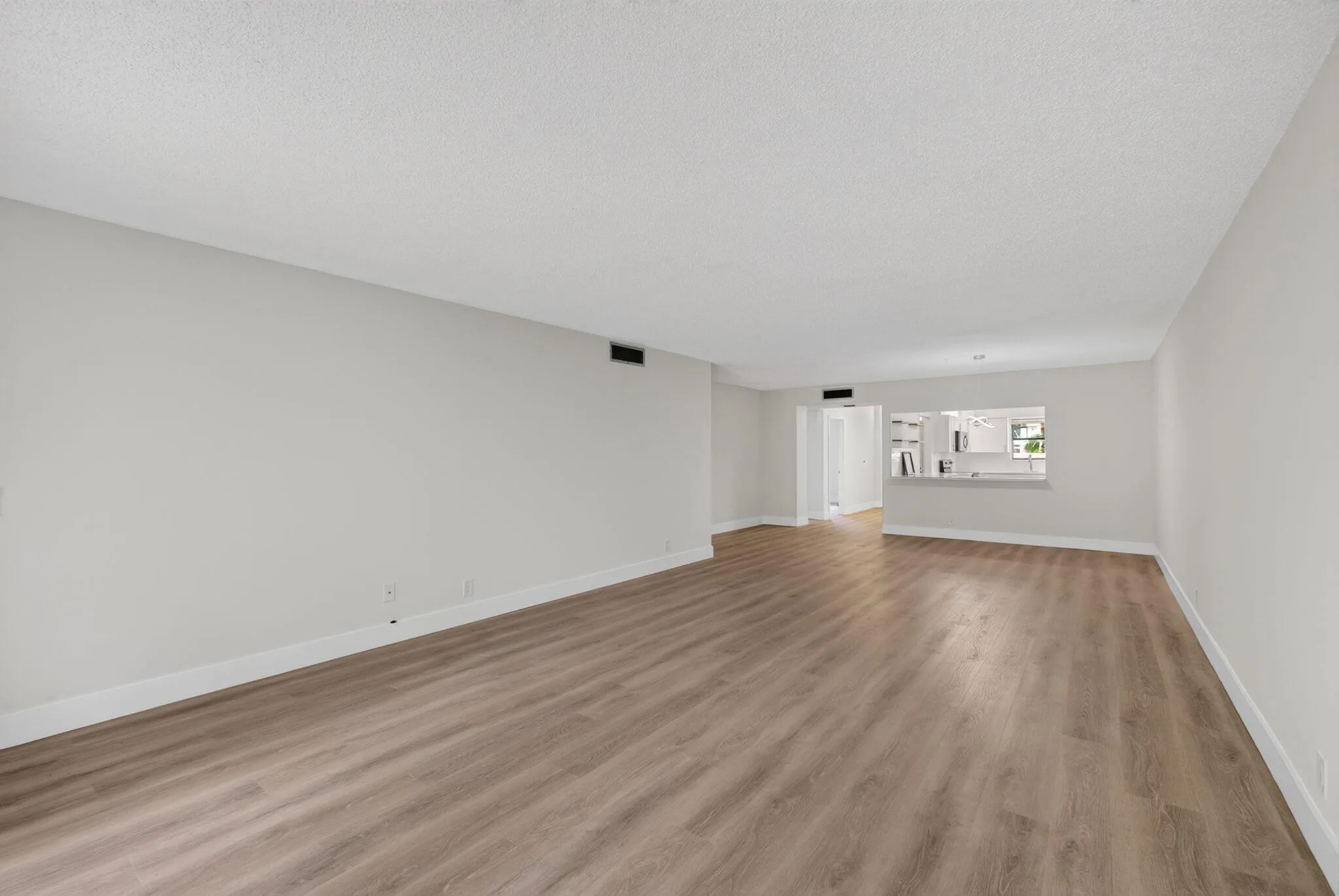 25-web-or-mls-5D1A9517