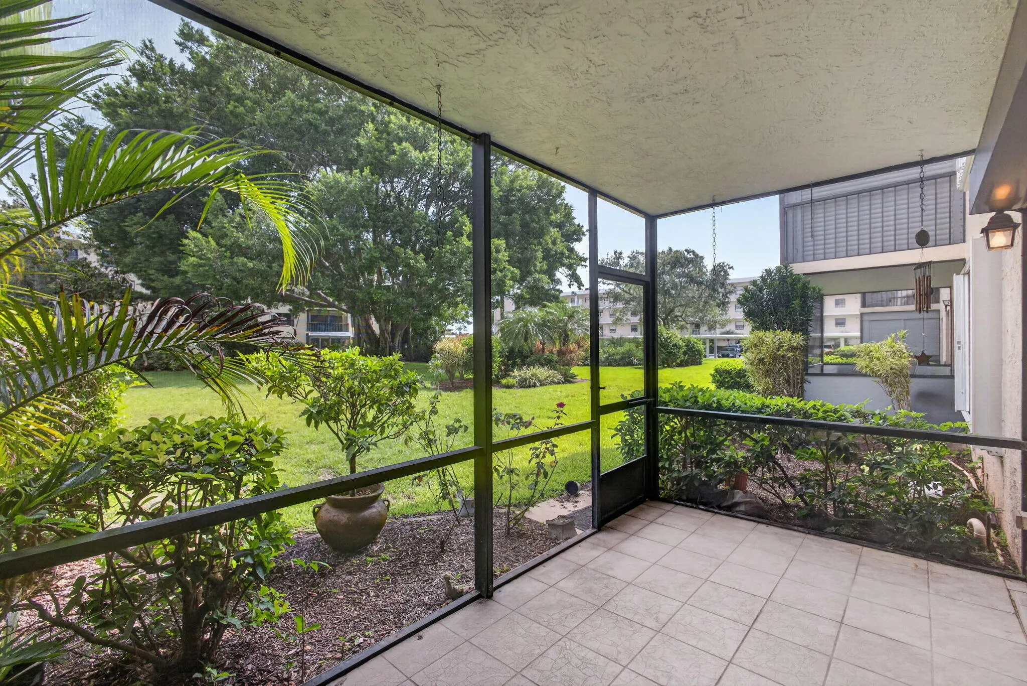 48-web-or-mls-5D1A9633