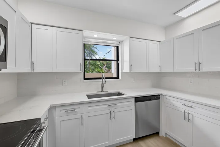12-web-or-mls-5D1A9452