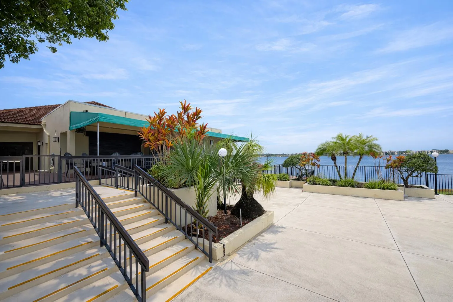 Clubhouse Pool